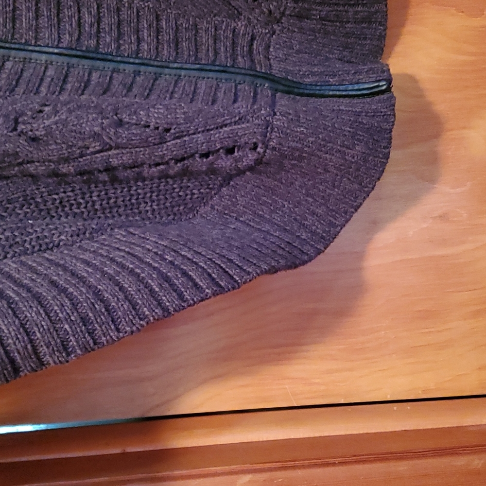 Womens Inc zip up sweater - Picture 3 of 3